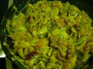 Bengali sweet and sour panchporan squash recipe