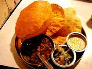 Choley Bhatur Choley Bhatur