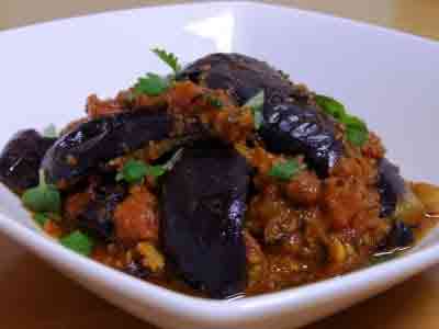 Eggplant, Red Pepper & Spinach Curry