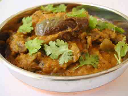 Eggplant & Spinach Curry