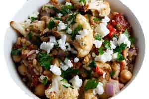 Steamed chickpea & leafy savor