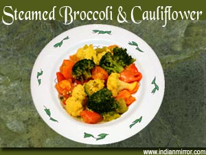 Steamed Broccoli and Cauliflower