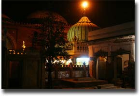 Sufi saint Hazrat Nizamuddin Auliyaa - New Delhi