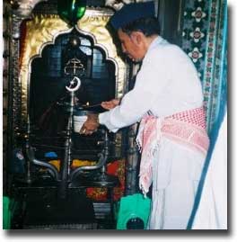 Meeran Sahib Abdul Qadir Shahul Hamid Badshah - Nagore Dargah